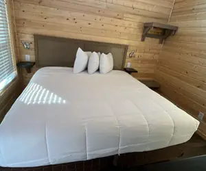 Photo 2 - 061B Grand Canyon Chalet near South Rim King Bed