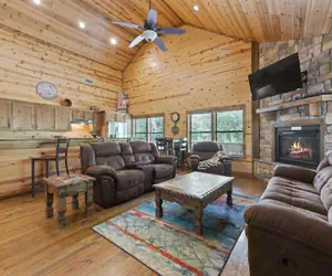 Photo 3 - Cozy Cabin Escape Minutes from Broken Bow’s Best