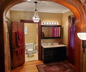 Photo 3 - Historic Victorian Inn - Wine Suite - KP117Wine