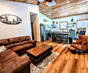 Photo 2 - Relax & Recharge in Cozy Pinetop 2BR Retreat