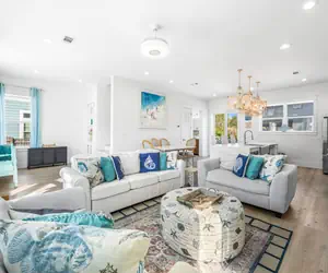 Photo 4 - 10 Min WalkTo 30A Beach Rooftop View & Cinema