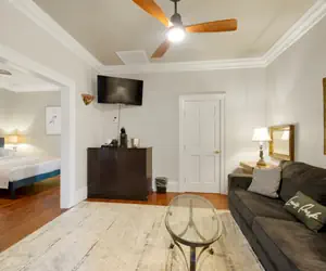 Photo 3 - The Fountain Guest House