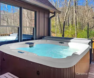 Photo 2 - Happy Bear - Lake Lure Cottage Hot Tub & Fire Pit