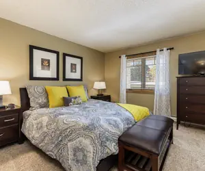 Photo 4 - Phoenix 118B