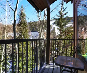 Photo 4 - 2759 Slopeside