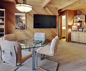 Photo 2 - Beautifully Remodeled 2 Bed 2 Bath Condo with Mountain View! Great Location, Close to Slopes! (Unit 302 at 1849)