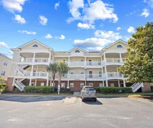 Photo 2 - 223 Wedgewood