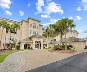 Photo 2 - 427 Edgewater