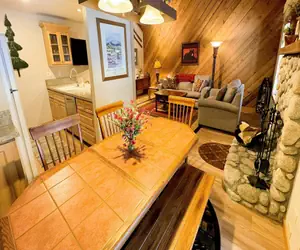 Photo 3 - 104 Premium