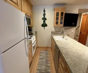 Photo 4 - 104 Premium