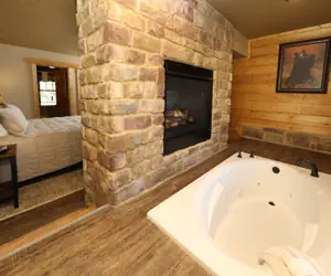 Photo 3 - Spacious Elegance Mountain Cabin near Pigeon Forge Attractions