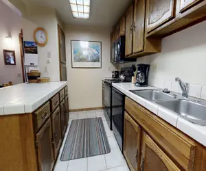 Photo 3 - Hidden Valley 104 Convenient and Cozy, Short walk to The Village Gondola