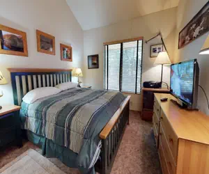 Photo 2 - Hidden Valley 104 Convenient and Cozy, Short walk to The Village Gondola