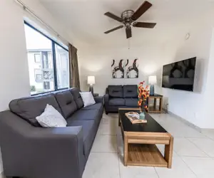 Photo 3 - 1 bedroom apartment with hot tub!