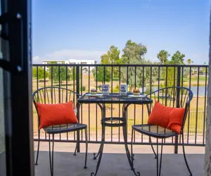 Photo 2 - 1 bedroom apartment with hot tub!