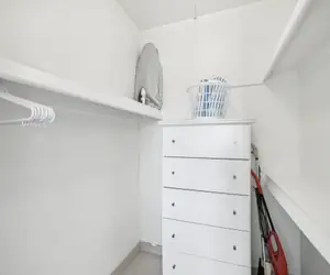 Photo 5 - 1 bedroom apartment with hot tub!