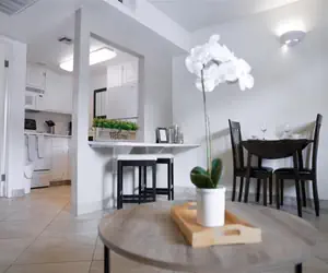 Photo 5 - 1 bedroom apartment with hot tub!