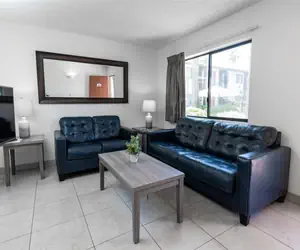 Photo 5 - 1 bedroom apartment with hot tub!