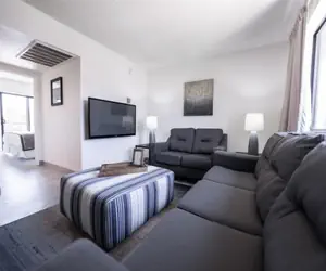 Photo 5 - 1 bedroom apartment with hot tub!