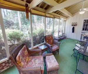 Photo 4 - Jekyll Escape