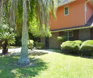 Photo 3 - Ariel East Duplex