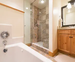 Photo 3 - Bear Creek Lodge 312C