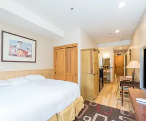 Photo 2 - Bear Creek Lodge 305C