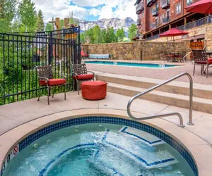 Photo 5 - Bear Creek Lodge 203C