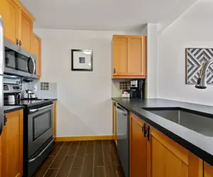 Photo 3 - Passage Point 1 Bedroom Condo #625