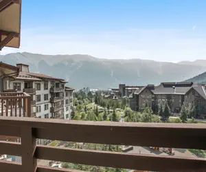 Photo 4 - Passage Point 1 Bedroom + Den Condo #610