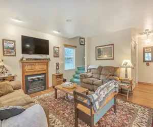 Photo 2 - Elk Crossing Cozy Cabin at Crystal Mountain