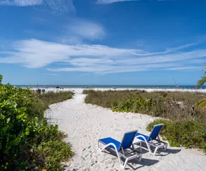 Photo 5 - 61 Once Upon A Tide: 4BR Beachfront with Pool & Spa!