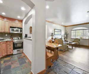 Photo 4 - Villa 1027 2 Bed 2 Bath Full Kitchen