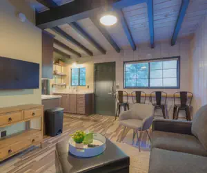 Photo 5 - 6 Destination @ Oak Creek -with shared patio