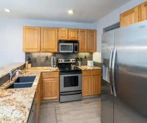 Photo 5 - Etta Place 111