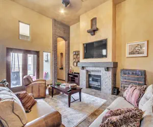 Photo 4 - Las Cruces Retreat | Private Pool, Sauna & Gym