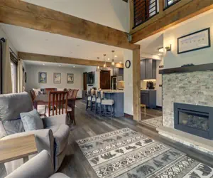 Photo 2 - AN303 Anaconda