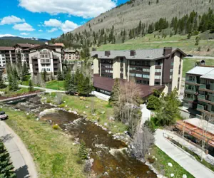 Photo 5 - BE306A Bridge End Hotel Room