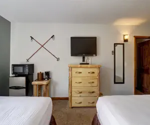 Photo 4 - BE306A Bridge End Hotel Room