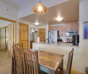 Photo 3 - Passage Point 1 Bedroom Condo #121