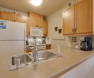 Photo 5 - Passage Point 1 Bedroom Condo #121