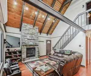 Photo 2 - Poconos Chalet newly renovated, great location