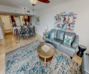 Photo 4 - Mainsail 321