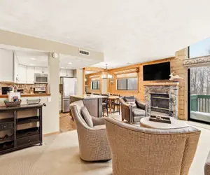 Photo 4 - Seven Springs Meadowridge 3BRLoft Premier-CSSV8011