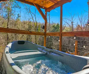 Photo 5 - Creekside Treehouse
