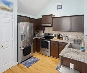 Photo 5 - 3BR Savannah Home Sleeps 5 Near historic District