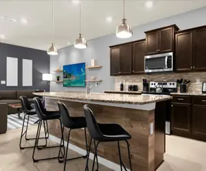 Photo 5 - 10 Bedrooms/ 8 Bathrooms/ Windsor Island (4141LA)