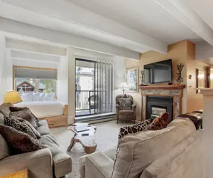 Photo 2 - Lodge at Copper 1 Bedroom + Den Condo #304