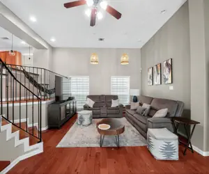 Photo 4 - Stylish Houston Heights House