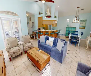 Photo 4 - Mango Tango